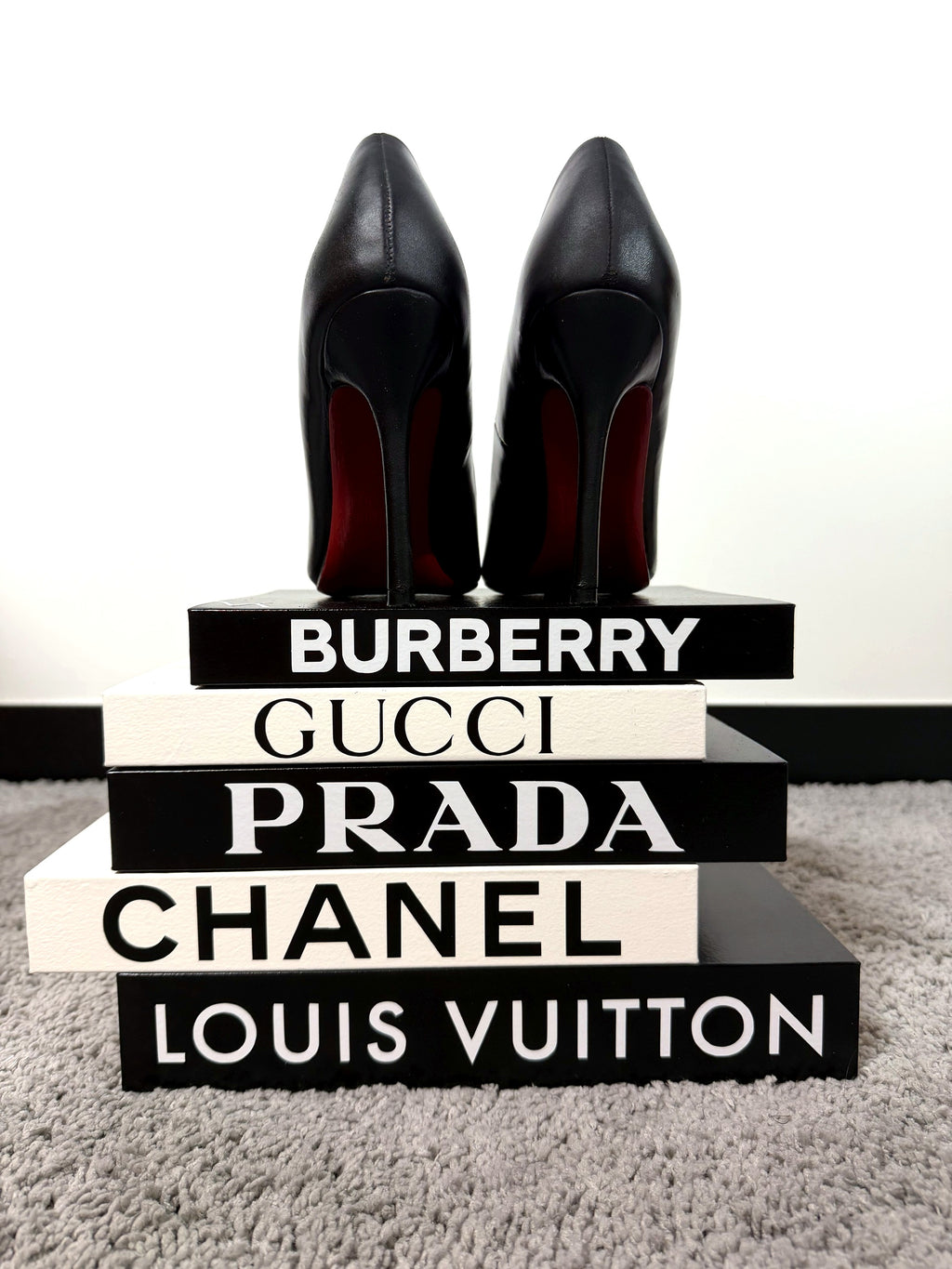 Fashion books met Louboutin heels
